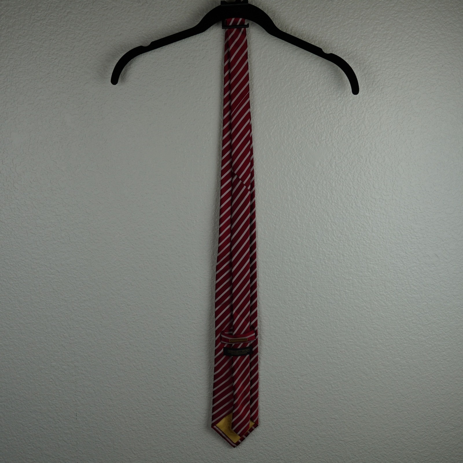 Donald J. Trump Signature Collection Red White Striped Silk Tie Formal Career